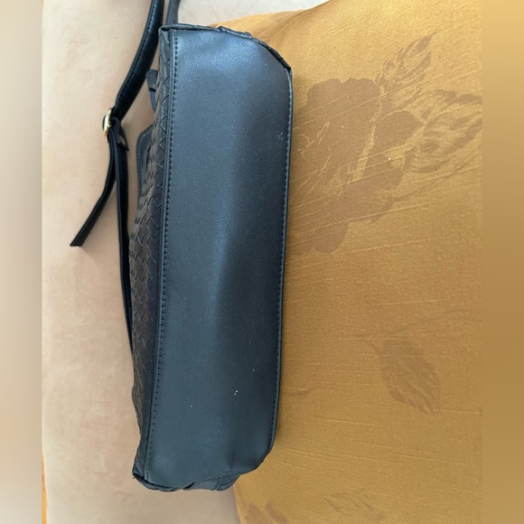 Genesis Basket Weave Woven in Midnight Blue - Picture 6 of 9